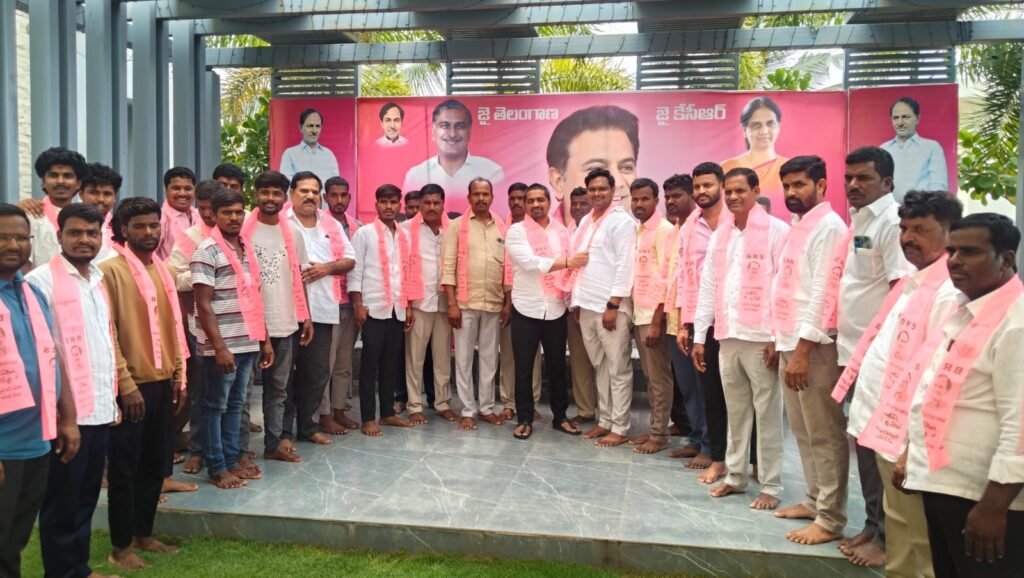 కాంగ్రెస్ ప్రభుత్వం పై వ్యతిరేకతతో బీఆర్ఎస్ లోకి భారీగా వలసలు