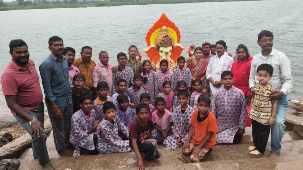 కురవిలో  భక్తిశ్రద్ధలతో వినాయక నిమజ్జనం