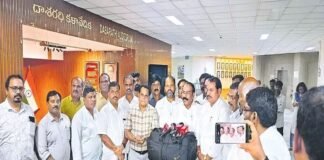 తెలంగాణ ప్రభుత్వం రెండు డీఏలకు ఓకే..