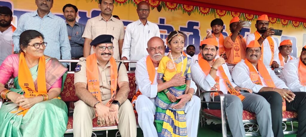 మంచిర్యాలలో ఘనంగా గణనాధుని శోభయాత్ర, నిమజ్జనం వేడుకలు