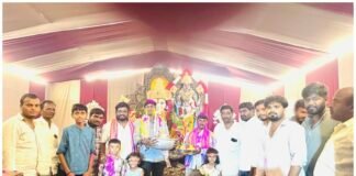 రుద్రారం లో గణేష్ లడ్డుకు భారీ ధర……. రూ2.10 లక్షలకు లడ్డును కైవసం చేసుకున్న గుర్రాల విష్ణువర్ధన్ రెడ్డి…