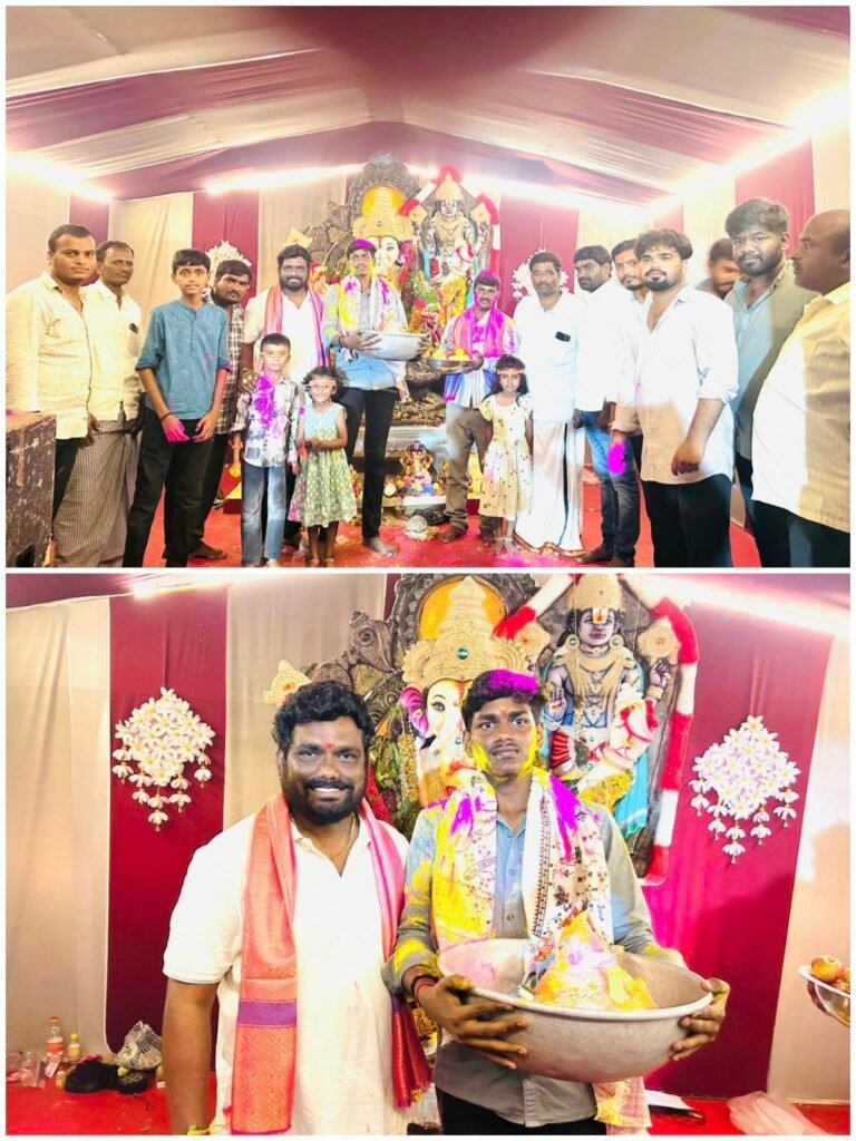 రుద్రారం లో గణేష్ లడ్డుకు భారీ ధర…<br>…. రూ2.10 లక్షలకు లడ్డును కైవసం చేసుకున్న గుర్రాల విష్ణువర్ధన్ రెడ్డి…