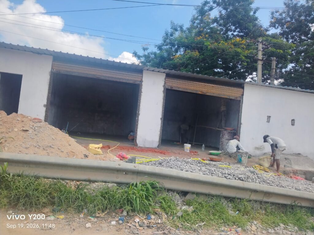 ఎల్లంపేటలో యథేచ్ఛగా అక్రమ నిర్మాణాలు