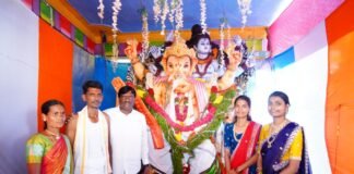ఇప్పాయిపల్లిలో ఘనంగా గణనాథునికి ప్రత్యేక పూజలు