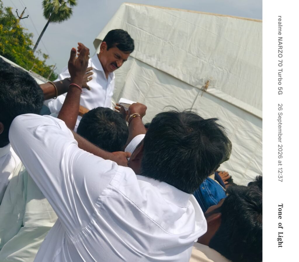 చిటకోడూరు వాగుపై వంతెన నిర్మించాలని మంత్రికి వినతి