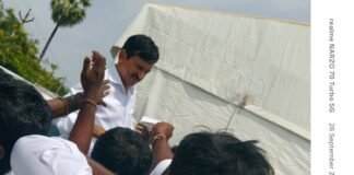 చిటకోడూరు వాగుపై వంతెన నిర్మించాలని మంత్రికి వినతి