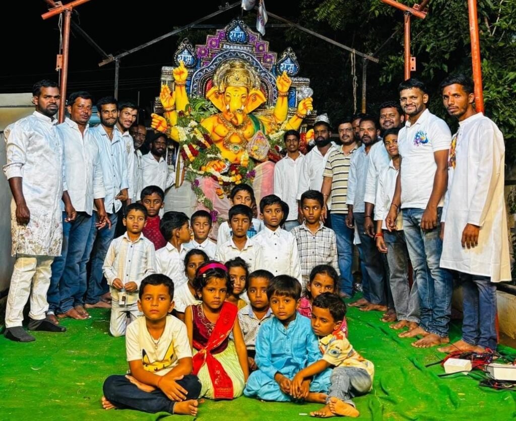 ట్యాంక్ నగర్ టైటాన్స్ ఆధ్వర్యంలో ఘనంగా వినాయకుడి శోభాయాత్ర