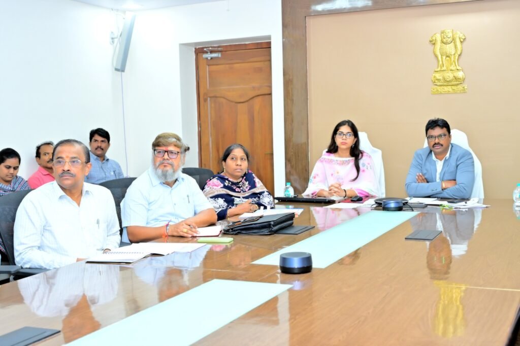 ప్రకాశం జిల్లా అభివృద్ధి బాటలో రహదారుల సమీక్ష