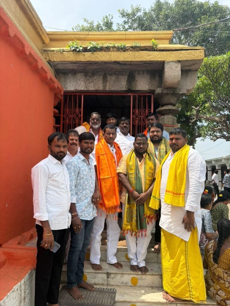 వెంకటేశ్వర స్వామి ఆలయంలో ఘనంగా అన్నదాన కార్యక్రమం