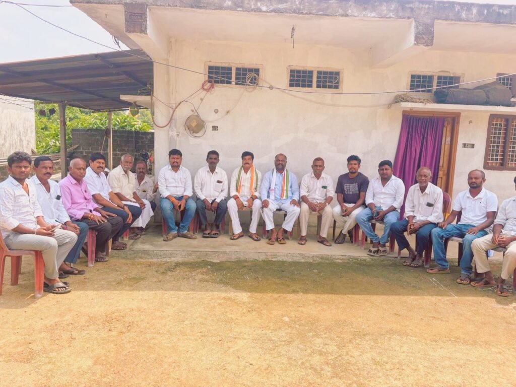 ఉపసర్పంచి పార్టీ మారడం దురదృష్టకరం.