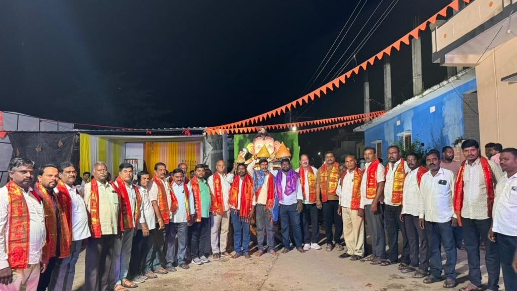 డబిల్‌పూర్‌లో ఘనంగా వినాయక నిమజ్జనం