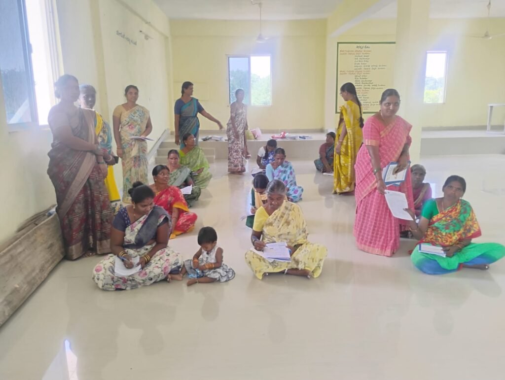 లక్ష్మీపూర్‌లో ఉల్లాస్ వయోజన విద్యా పరీక్షలు