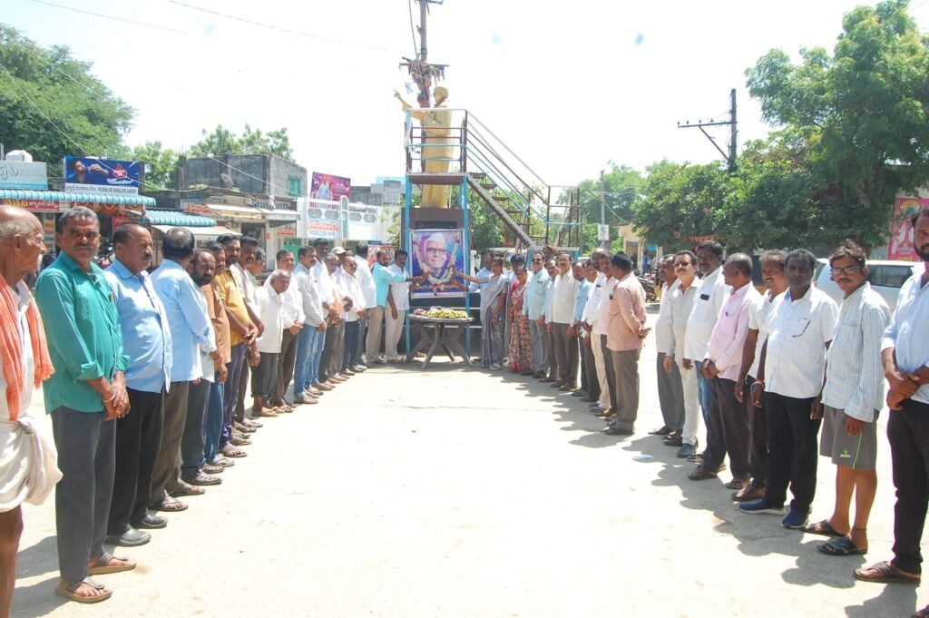 ఘనంగా ఆచార్య కొండా లక్ష్మణ్ బాపూజీ 111వ జయంతి వేడుకలు