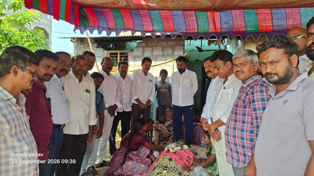 తెలంగాణ ఉద్యమ నేత జంగం రాజుకు కన్నీటి నివాళి