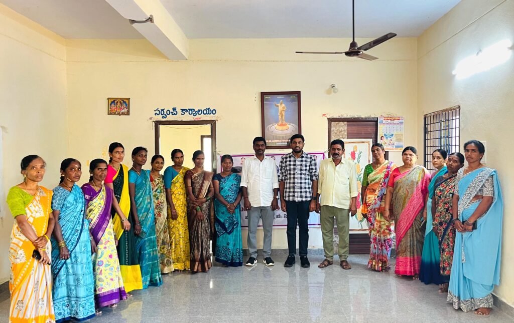మర్మాముల రుద్రమదేవి వివో సంఘం అధ్యక్షురాలుగా గాజుల అనిత