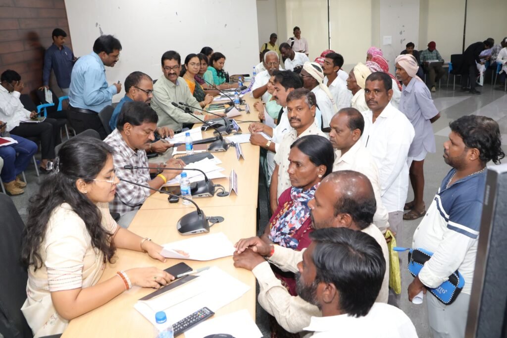 ప్రజావాణి దరఖాస్తులను పెండింగ్ లేకుండా పరిష్కరించా