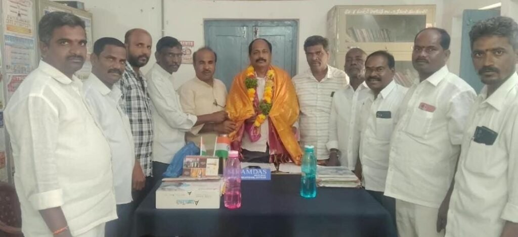 మంచాల మండలం ఎంఈఓ రాందాస్‌కు ఘన సన్మానం