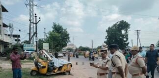 సీసీసీ నస్పూర్ జాతీయ రహదారిపై రోడ్డు ప్రమాద స్థలాన్ని పరిశీలించిన సీపీ అంబర్ కిషోర్ ఝా