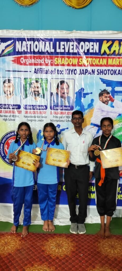 జాతీయ కరాటే వేదికపై పోత్కపల్లి విజయగర్జన