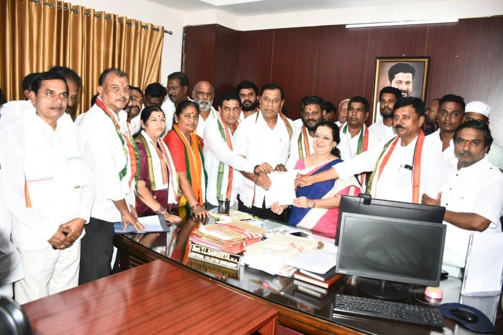 చీఫ్ ఎన్నికల కమిషనర్ జ్ఞానేష్ కుమార్ రాజీనామా చేయాలని డిమాండ్ చేస్తూ సంగారెడ్డి లో కదం తొక్కిన కాంగ్రెస్ శ్రేణులు