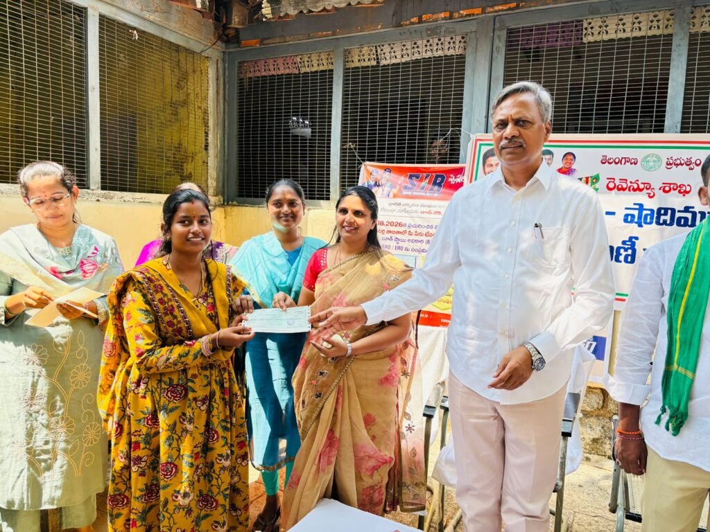 రాజకీయాలకు అతీతంగా అర్హులందరికీ సంక్షేమ ఫలాలు అందేలా చూస్తా