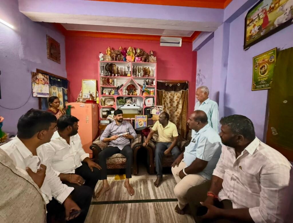 మృతిచెందిన పలువురి కుటుంబాల పరామర్శించిన ఎమ్మెల్యే