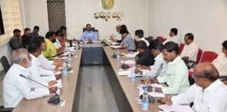 పట్టభద్రుల ఎమ్మెల్సీ ఓటరు నమోదుపై ప్రత్యేక దృష్టి పెట్టాలి