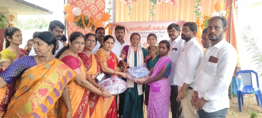 కేంద్ర ప్రభుత్వ పథకాలతోనే సుపోషిత భారత్*     *వరికుంట్లలో ఘనంగా అంగన్‌వాడీ ఉత్సవాలు*     *సంక్షేమ కార్యక్రమాలు చేపట్టడమే బిజెపి లక్ష్యం