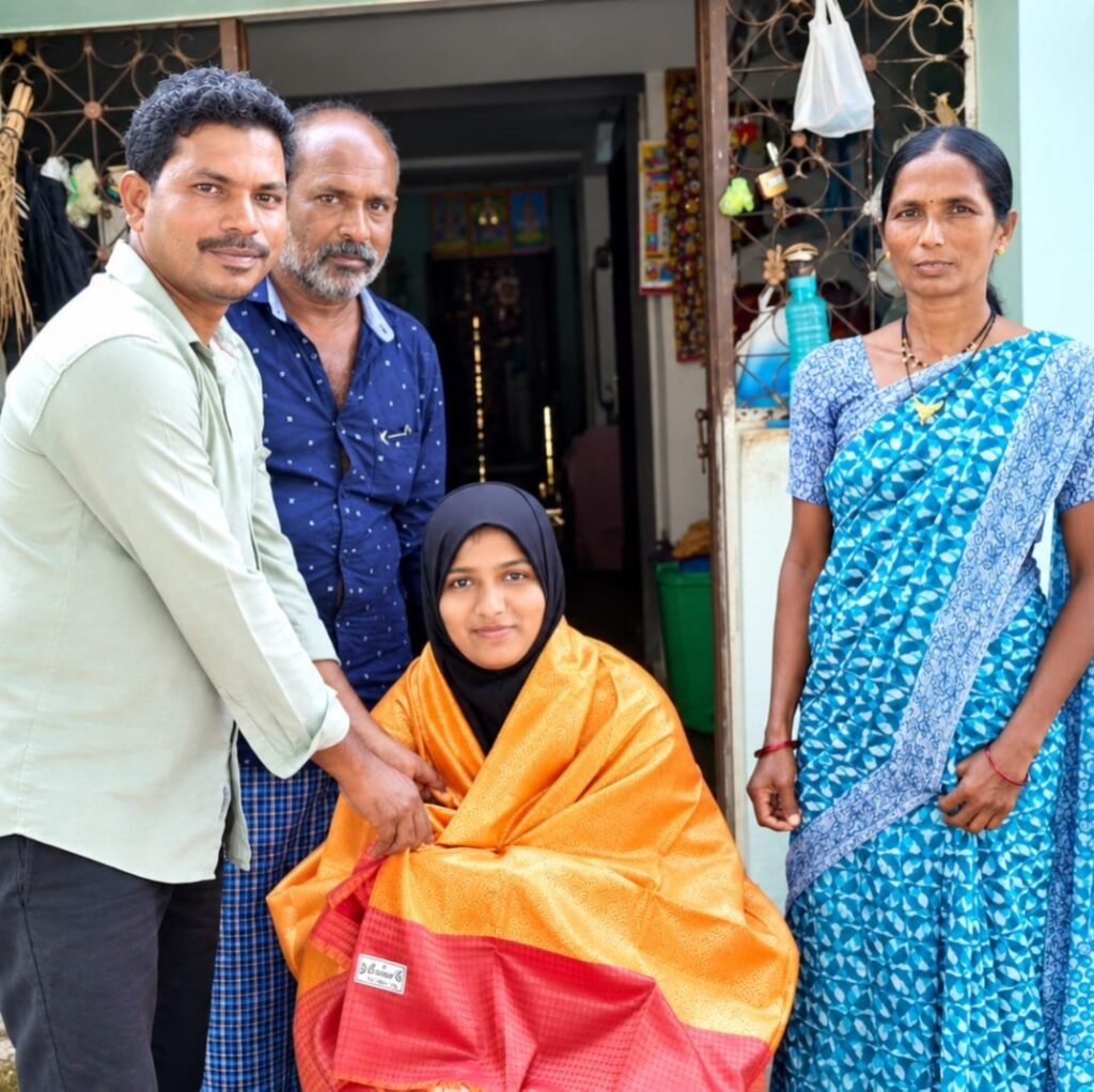 మట్టిలో మాణిక్యం ఆయేషా, ఎంబీబీఎస్ సీటు సాధించిన రైతు బిడ్డ