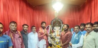 వినాయకుడి సన్నిధిలో శ్రీనివాస్ గౌడ్ లంబోదర యూత్ అసోసియేషన్ మండపంలో ఘనంగా ప్రత్యేక పూజలు