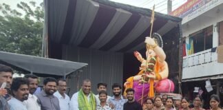 ఘనంగా గణపతి నిమర్జన వేడుక: పాల్గొన్న మంత్రి లక్ష్మణ్ కుమార్