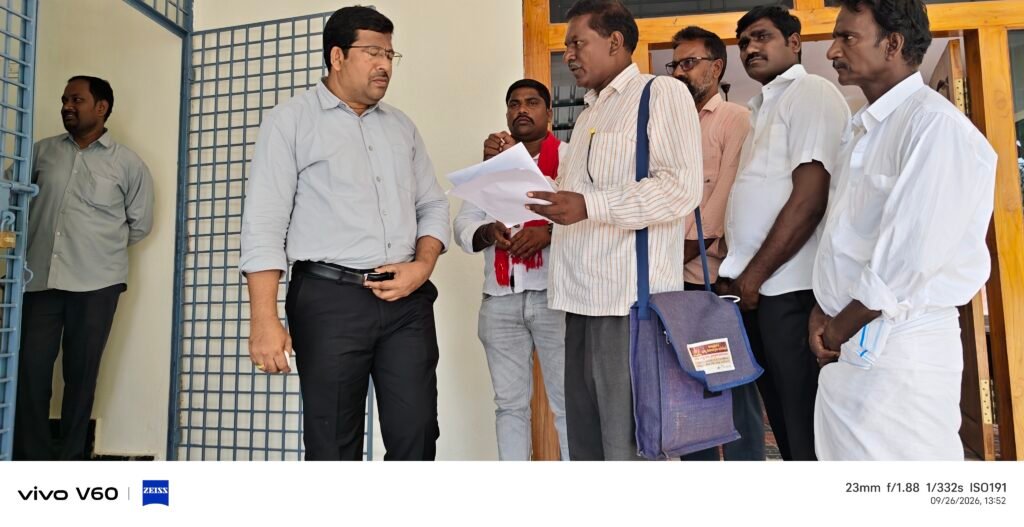 భూకబ్జాదారులు నుంచి ప్రభుత్వ భూములు స్వాధీనం చేసుకుంటాం : ఆర్డీఓ చంద్రమోహన్ హెచ్చరక