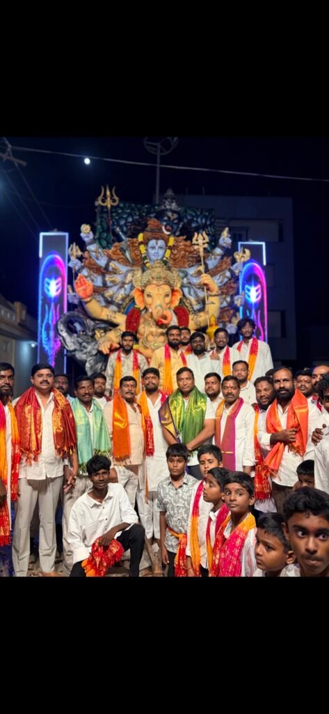 వినాయక నిమజ్జనంలో పాల్గొన్న చామకూర మహేందర్ రెడ్డి