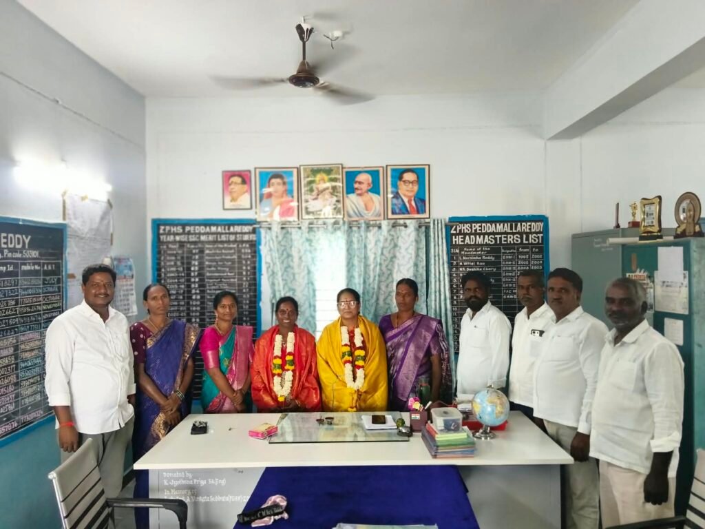 పెద్దమల్లారెడ్డికి నాలుగు ఉత్తమ ఉపాధ్యాయ పురస్కారాలు