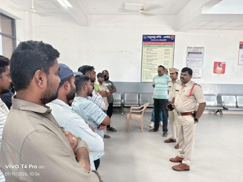 గణేష్ ఉత్సవాల్లో డీజేలకు నో.. బాజాలకు ఓకే!