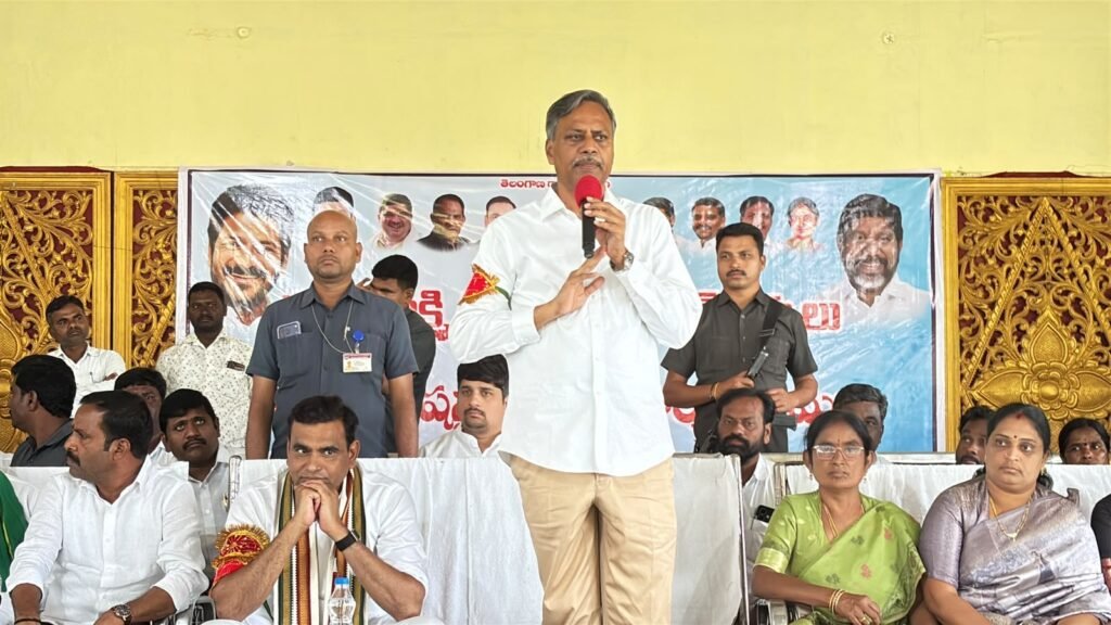 చేర్యాల అభివృద్ధికి ఎంపీ నిధులు కేటాయించాలి