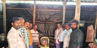 మృతురాలి కుటుంబానికి పరామర్శ