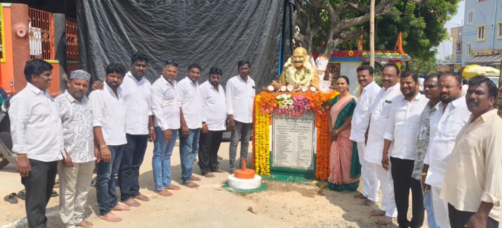 మహనీయుల పుట్టినరోజులు ఒకేరోజు రావడం ముదా భావం