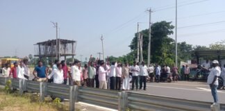 సూరారం గ్రామానికి దారేది