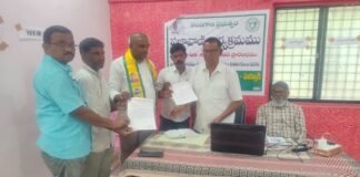 మద్నూర్లో ఇంటిగ్రేటెడ్ స్కూల్ నిర్మాణ పనులపై ఫిర్యాదు