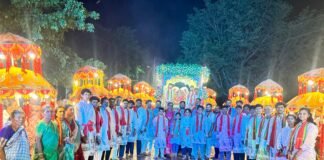మర్రిపల్లిగూడెంలో శ్రీ శ్రీ శ్రీ దుర్గమ్మ అమ్మవారి నవరాత్రి ఉత్సవాలు ఊరేగింపు