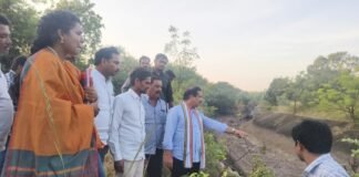 కెనాల్ పూడికతీత అభివృద్ధి పనులకు ఎమ్మెల్యే శ్రీకారం