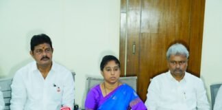 అరాచక శక్తులకు గుణపాఠం చెప్పండి