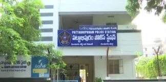 ఎన్నికల అక్రమాలపై పట్టాభిపురం సీఐ గంగా వెంకటేశ్వర్లు నిఘా