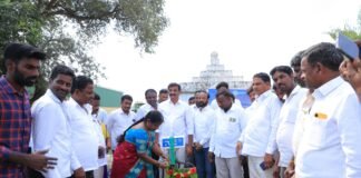 చేగుంట, నార్సింగి మండలాలను కరువు మండలాలుగా ప్రకటించాలి